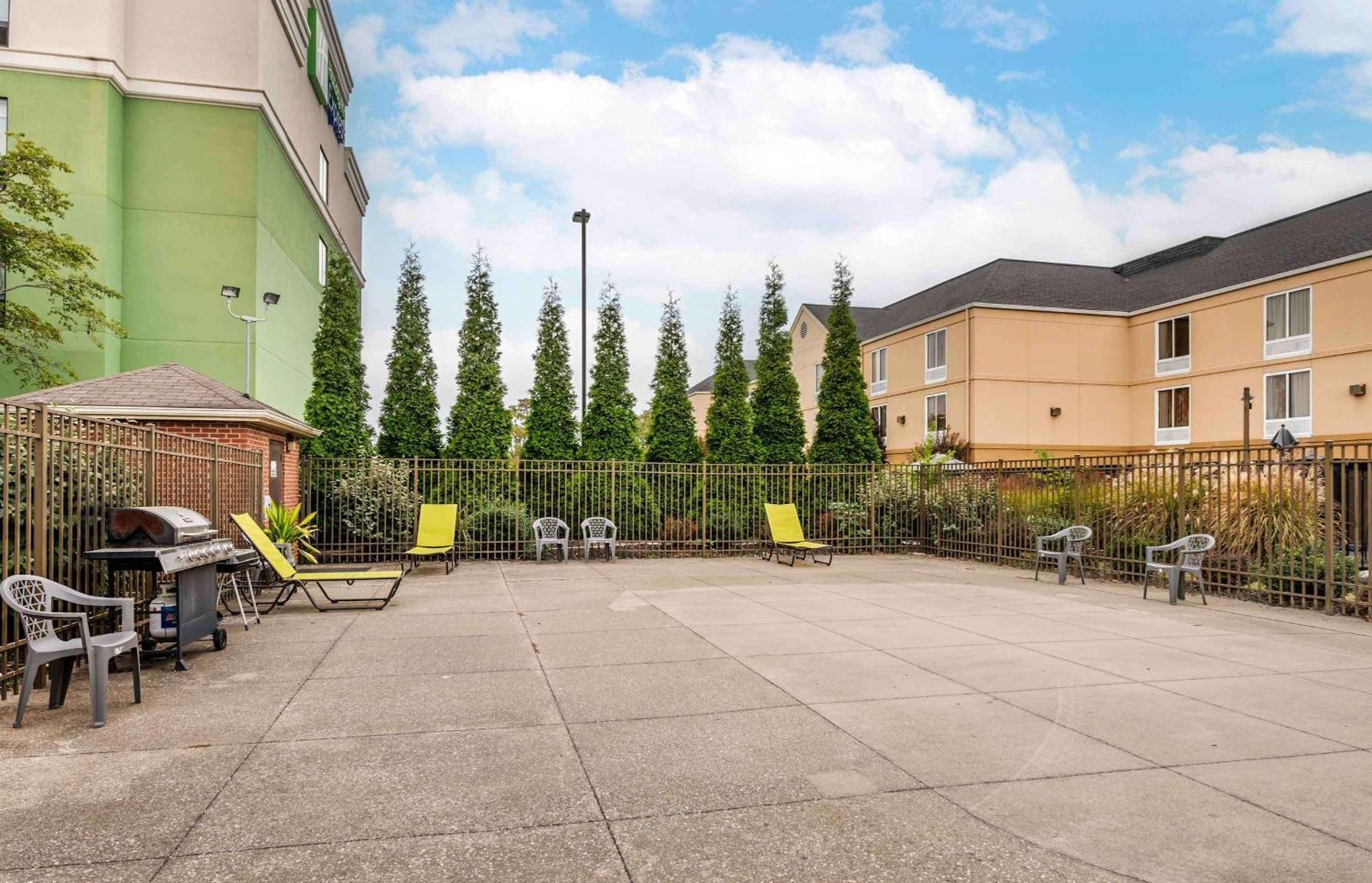 Extended Stay America Suites - Evansville - East מראה חיצוני תמונה